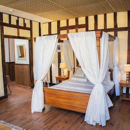 Eauze Cafe De France Bed & Breakfast エクステリア 写真