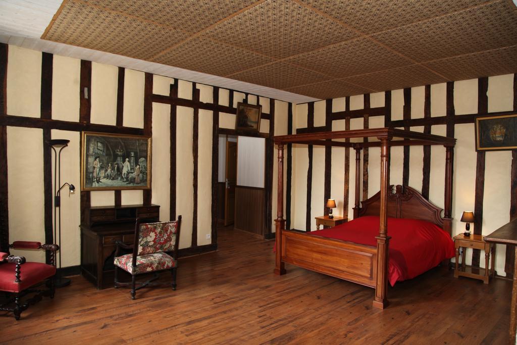 Eauze Cafe De France Bed & Breakfast 部屋 写真
